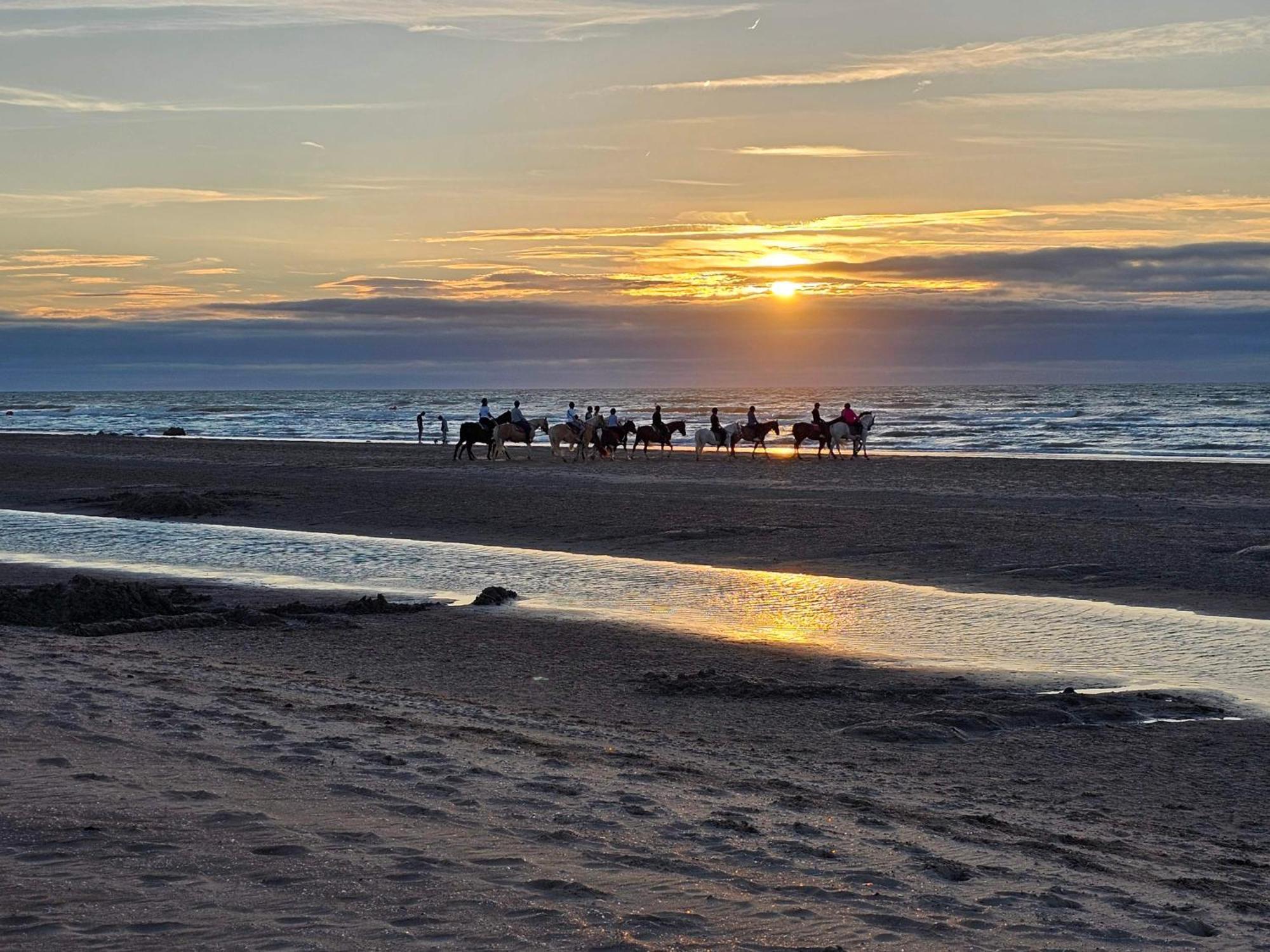 Апартаменты Cote A L'Oostduinkerke Met Gratis Garage Экстерьер фото